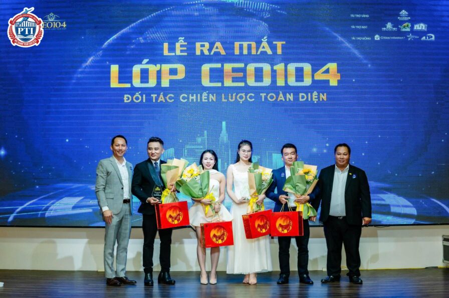PTI HCM: Lễ ra mắt lớp CEO104 – Kết nối đối tác chiến lược, kiến tạo giá trị bền vững 5 ban can su lop